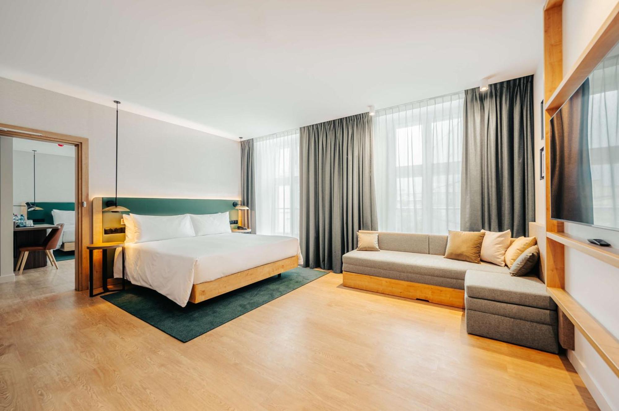 Hilton Garden Inn ראדום מראה חיצוני תמונה