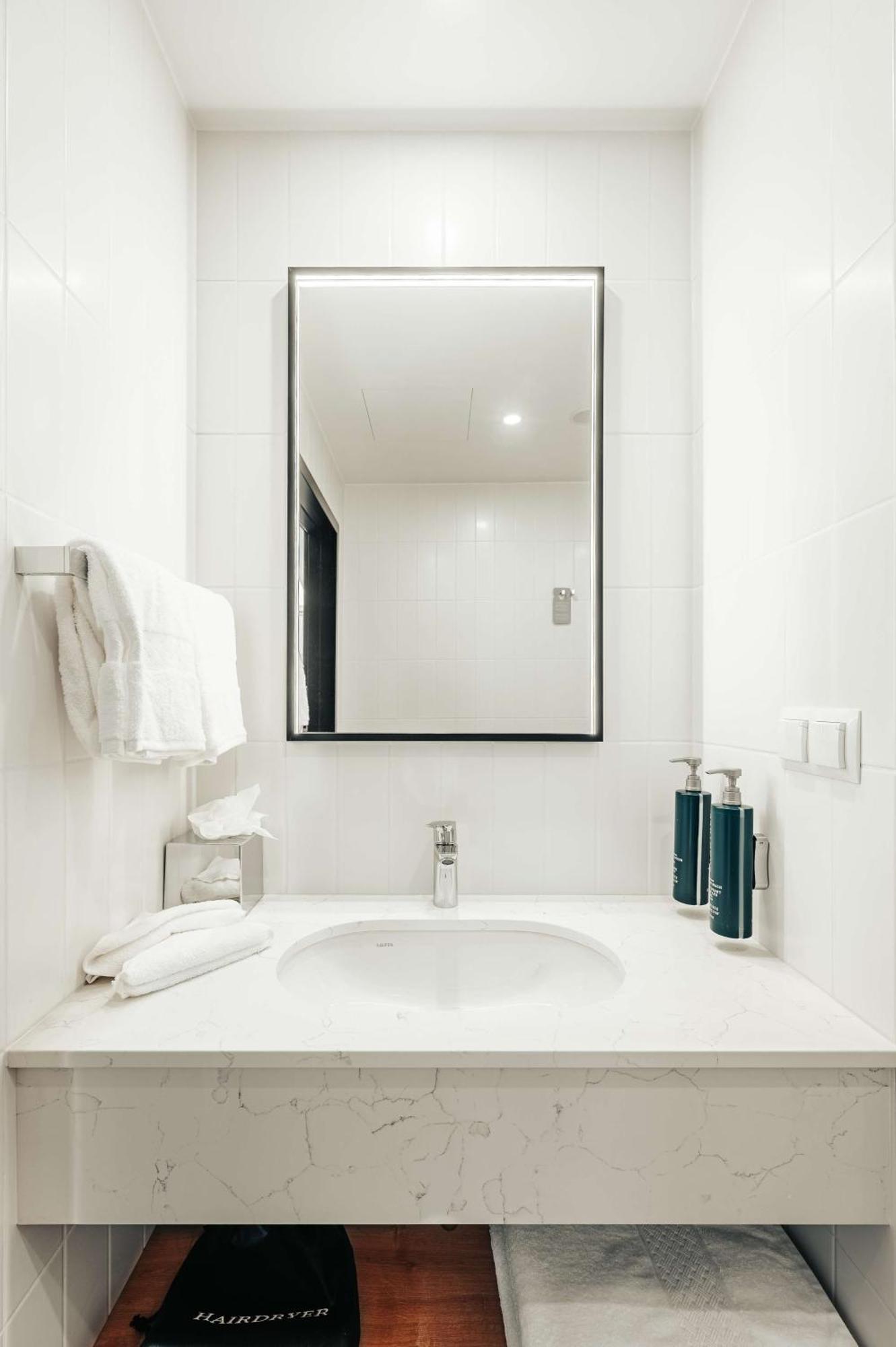 Hilton Garden Inn ראדום מראה חיצוני תמונה