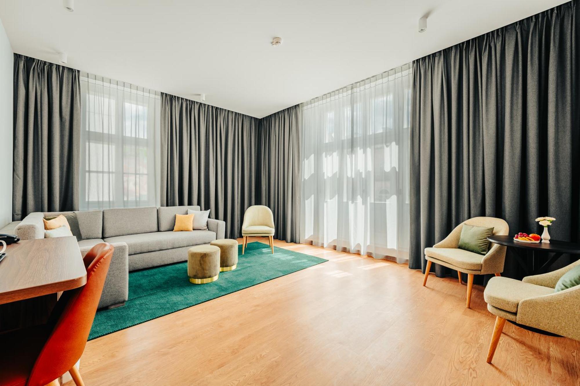 Hilton Garden Inn ראדום מראה חיצוני תמונה