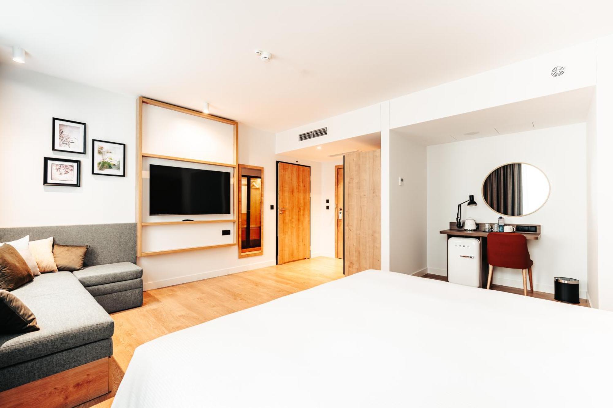 Hilton Garden Inn ראדום מראה חיצוני תמונה